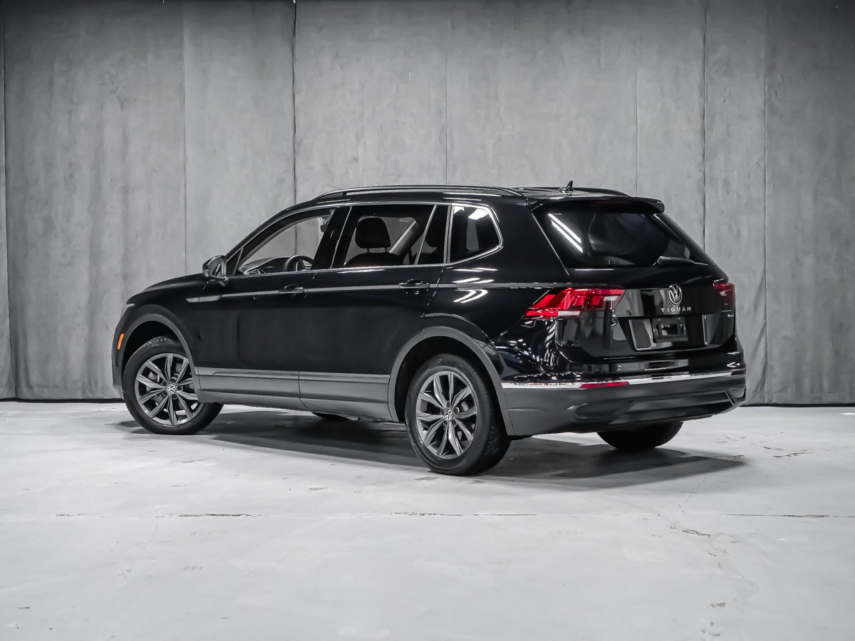 Volkswagen Tiguan CONFORTLINE TOIT PANORAMIQUE CUIR 2023 Noir Montréal - photo #1