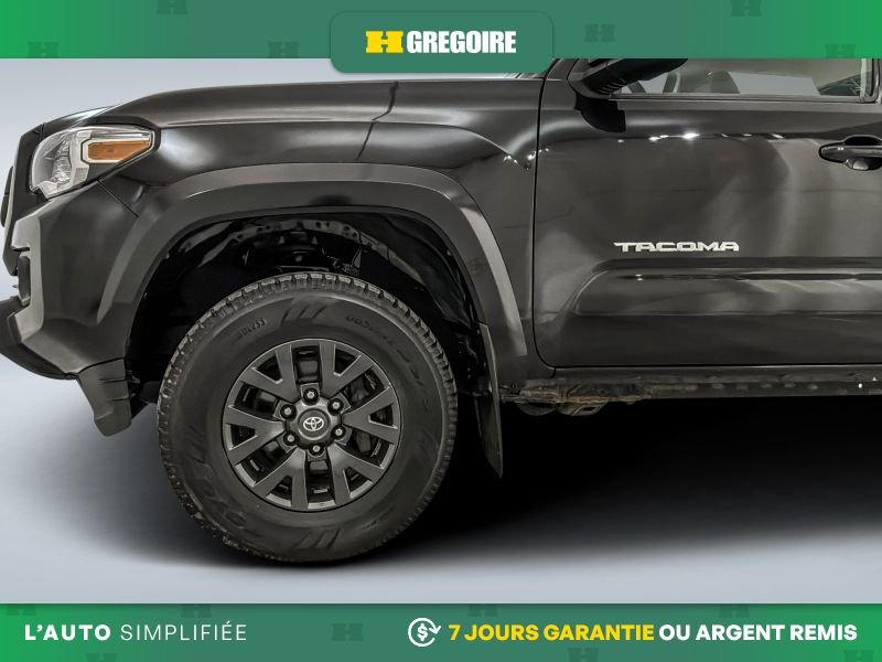 Toyota Tacoma 821853 | SR5 4x4 Double Cab Auto 2022 Noir Laval - photo #36
