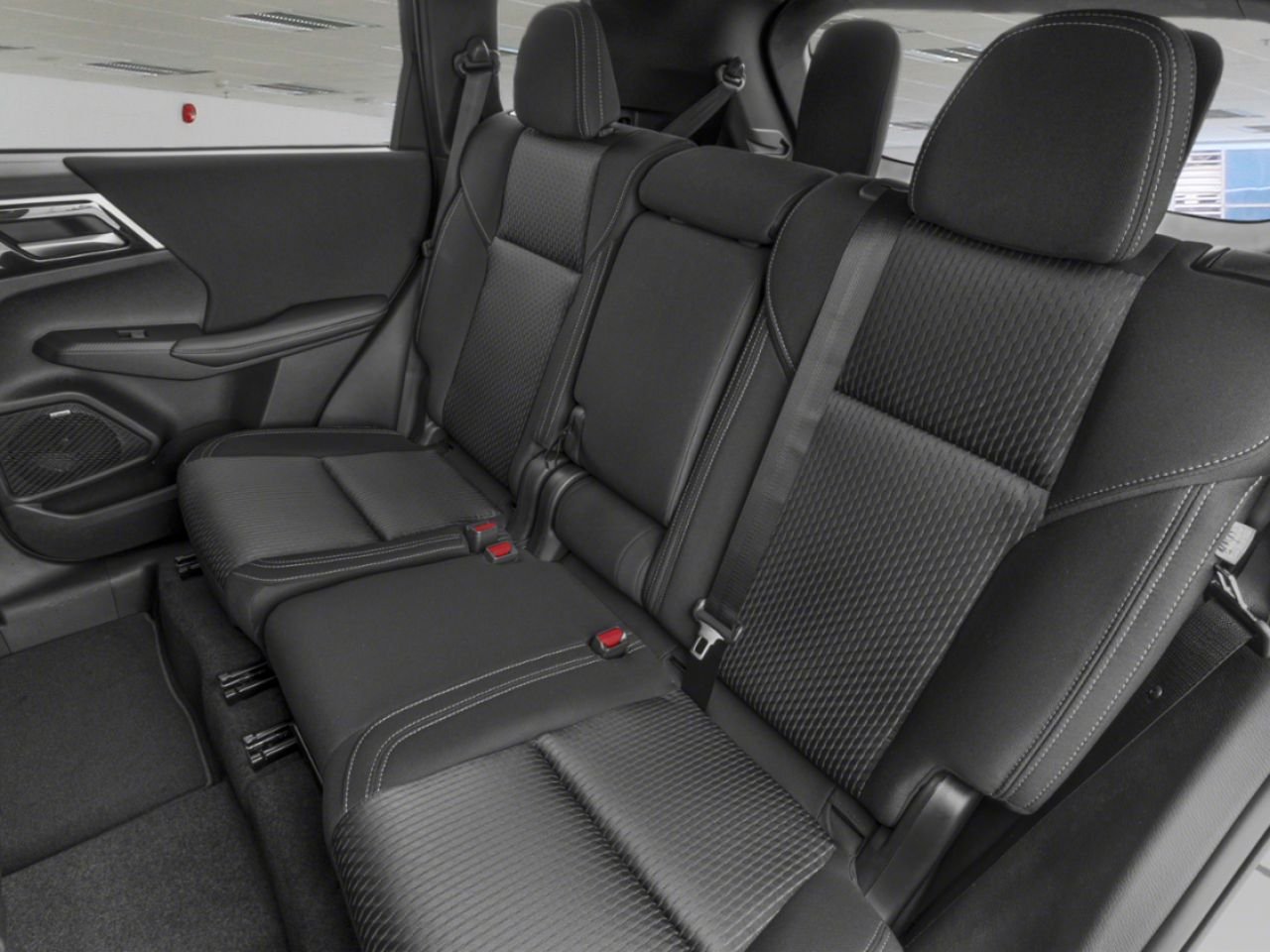 2026 MITSUBISHI Outlander Sterling Silver Amos - photo #5