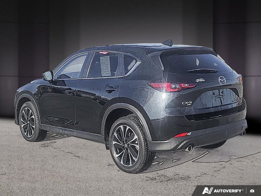 2022 Mazda CX-5 2022 Black