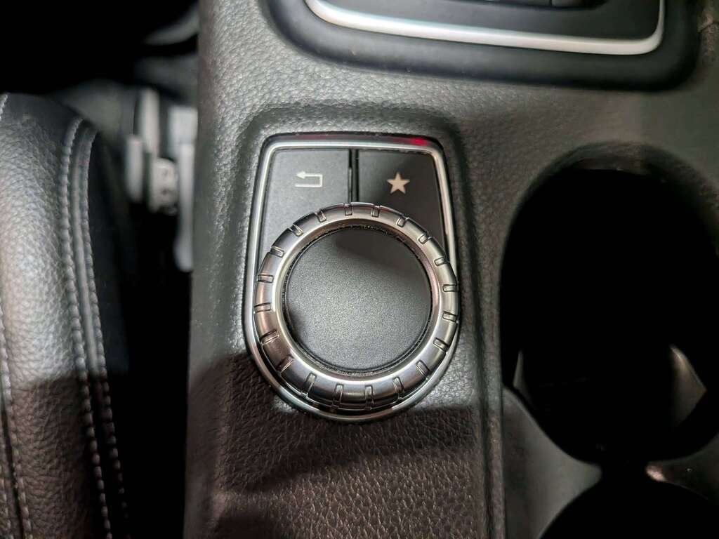 2019 Mercedes-Benz CLA CLA 250 4MATIC Coupe Black Val-David - photo #28