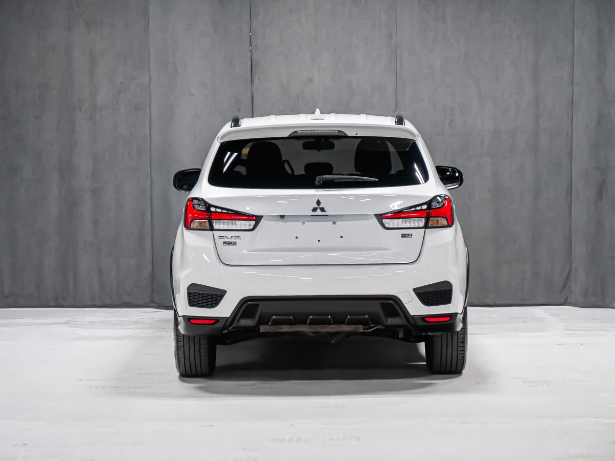 2020 Mitsubishi RVR LE 4WD Montreal - photo #4