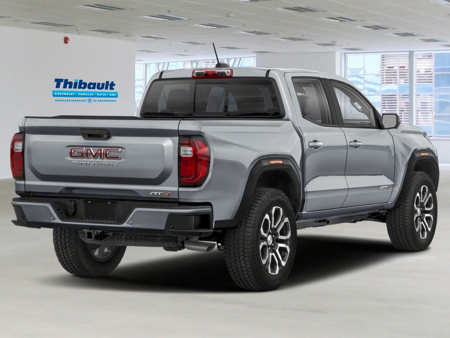 GMC Canyon AT4 cabine multiplace 4RM 2026 STERLING METALLISE