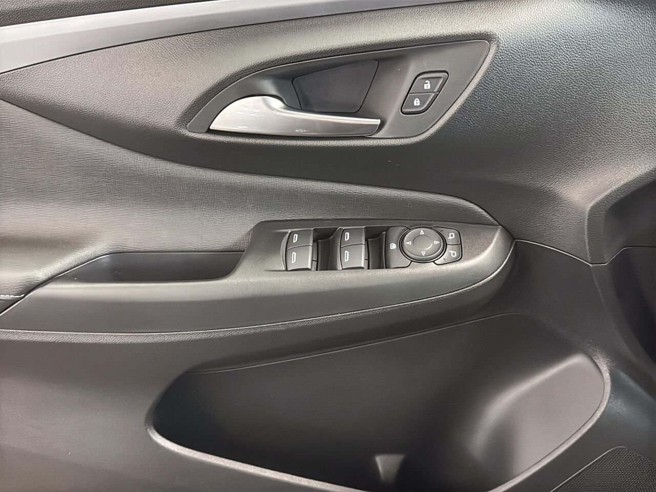2026 BUICK Envista PRIVILÉGIÉ EBONY TWILIGHT METALLIC Saint-Hyacinthe - photo #10