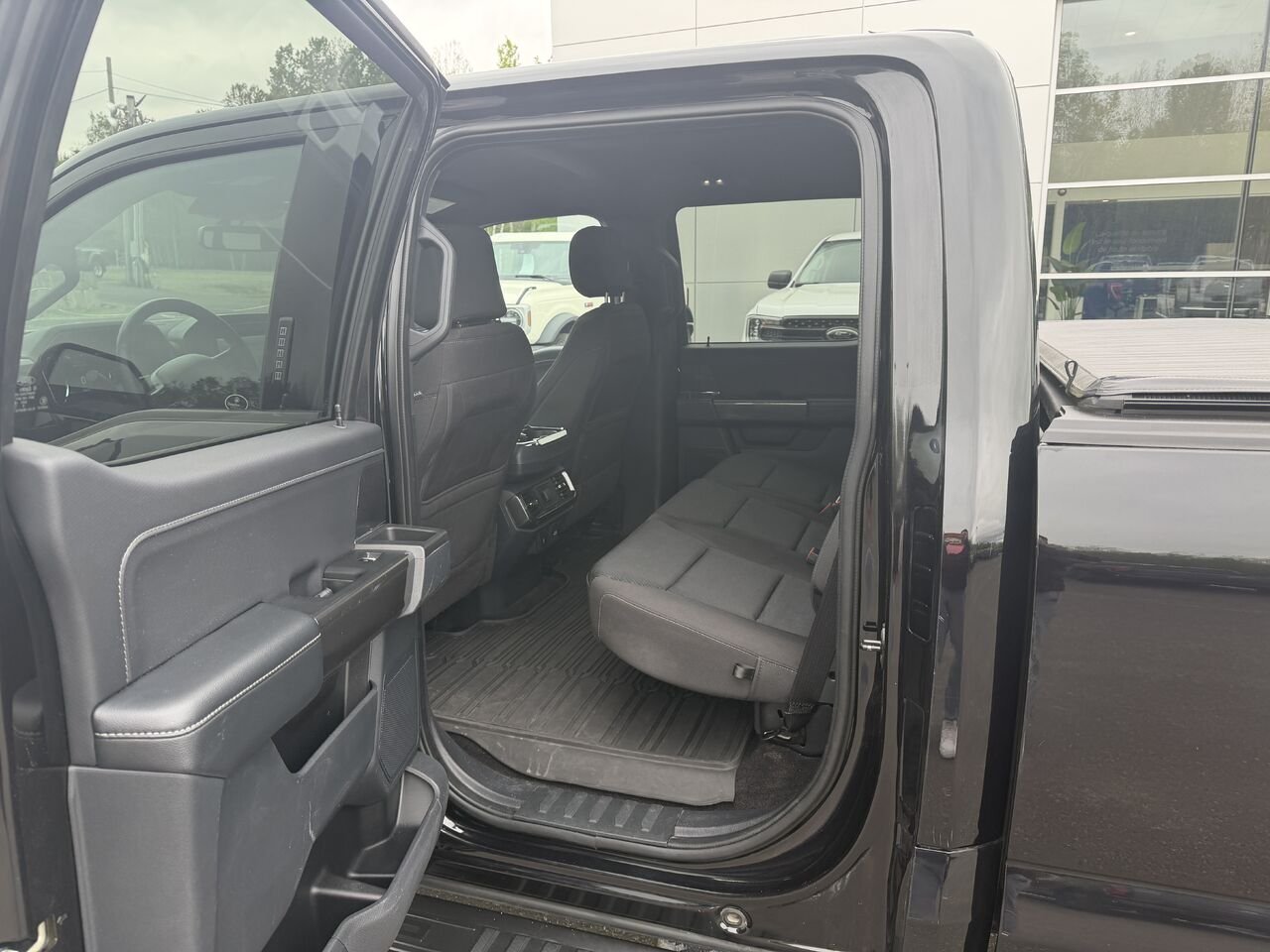 Ford F-150 2022 Noir Mont-Laurier - photo #12