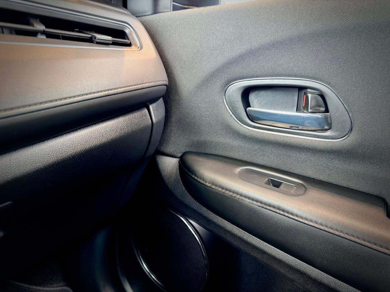 Honda HR-V 2021 Noir Notre-Dame-des-Prairies - photo #30