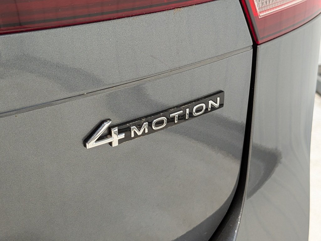 Volkswagen Tiguan Comfortline 4MOTION 2024 Gris Val-David - photo #9
