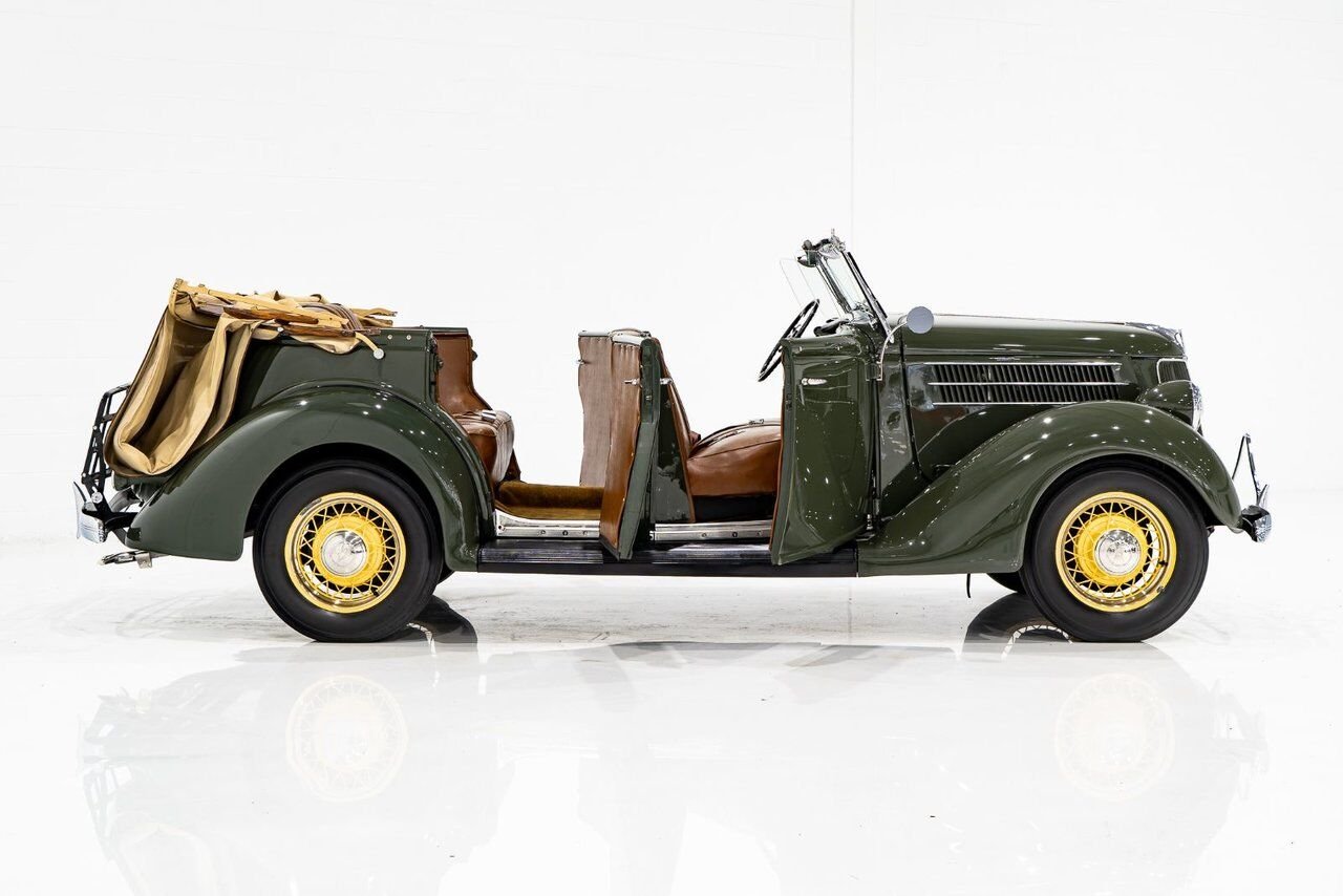 1936 Ford Model 48 Phaeton PRIX EN USD | Beautifully presented in original condition Green Montreal - photo #29