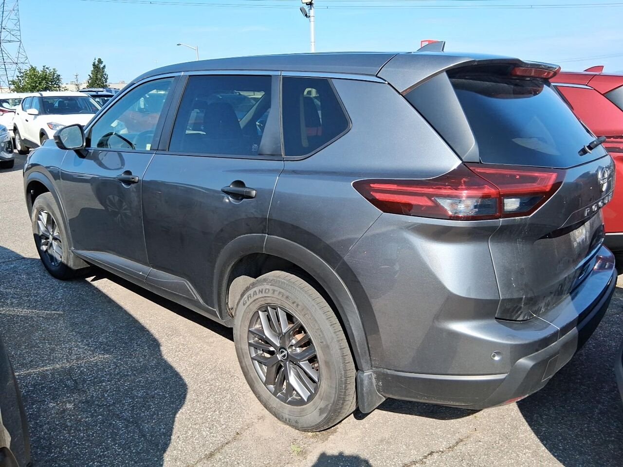 2021 Nissan Rogue S Grey Québec - photo #1