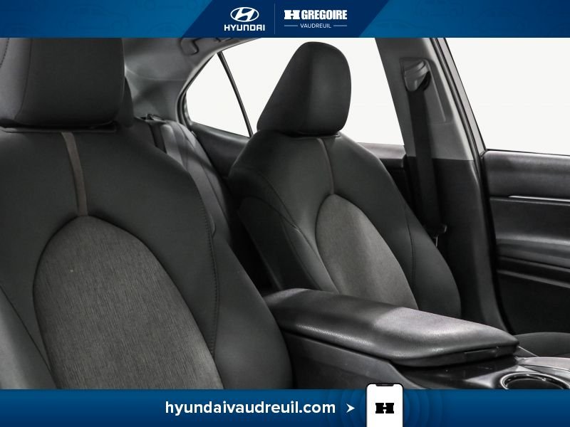 2020 Toyota Camry Grey Laval - photo #29