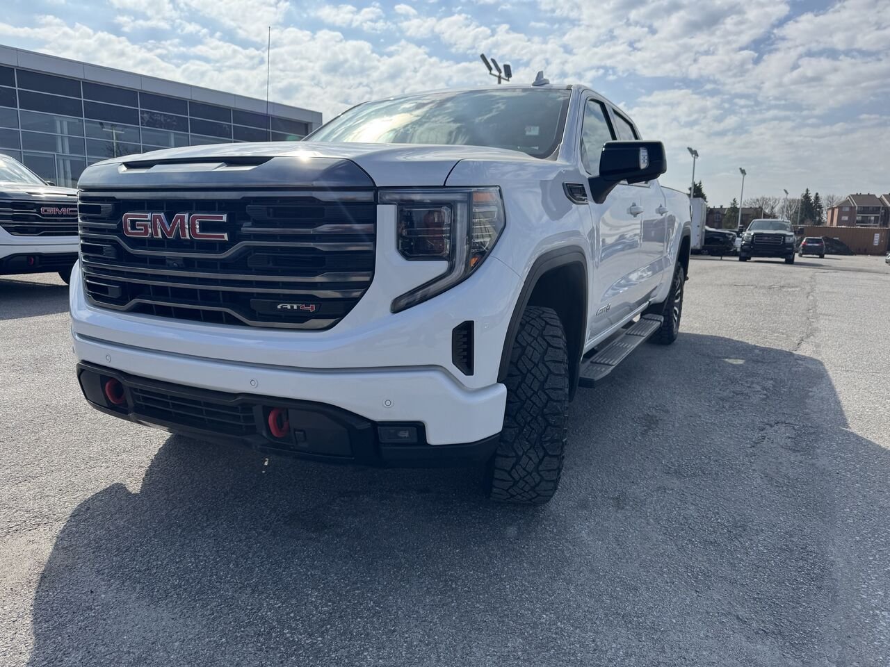 2023 GMC SIERRA 1500 AT4 AT4 cabine multiplace 4RM 157 po White Gatineau - photo #17