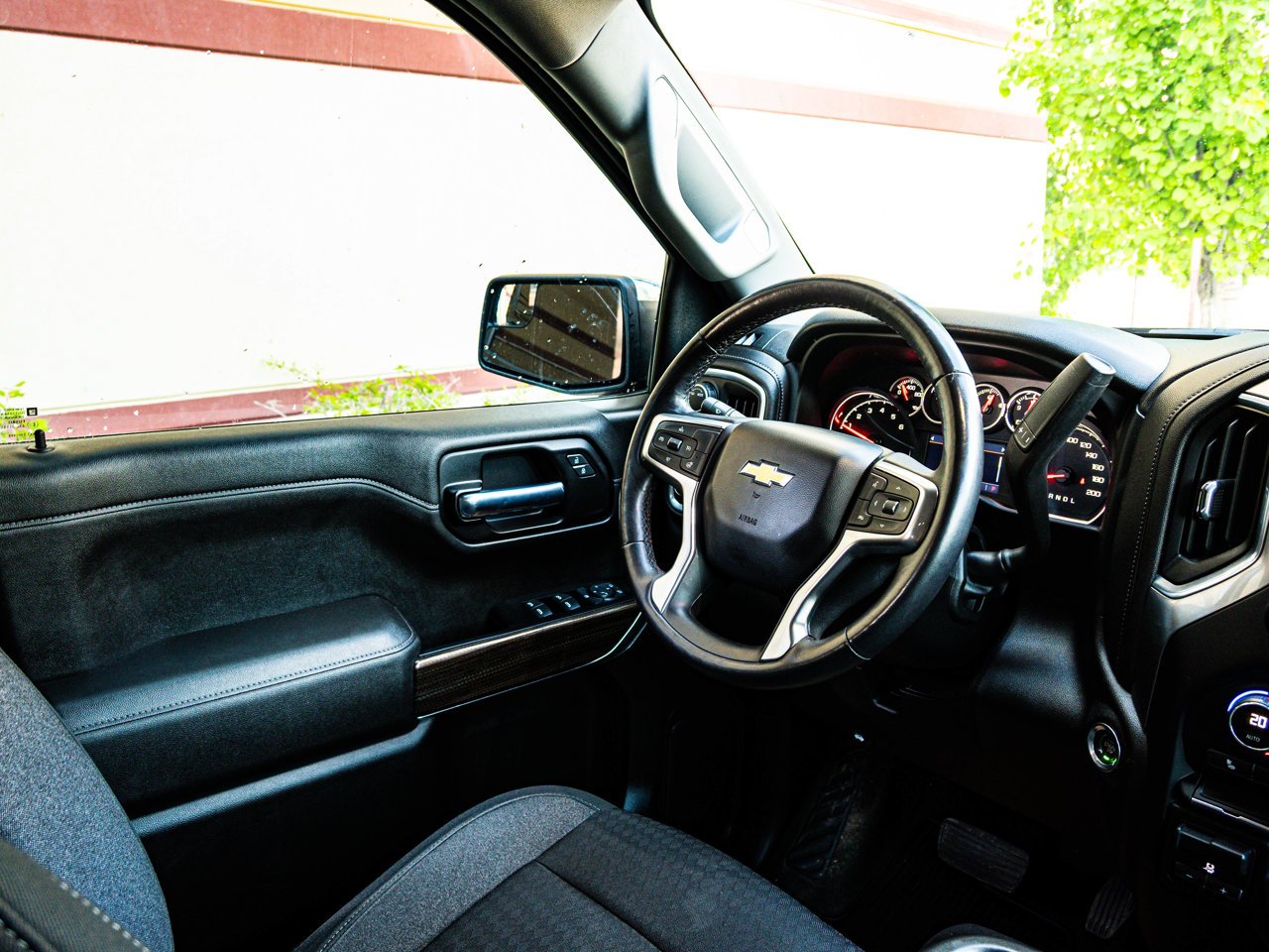 2022 Chevrolet Silverado 1500 LTD 4WD Crew Cab 147 LT Black Sherwood Park - photo #29