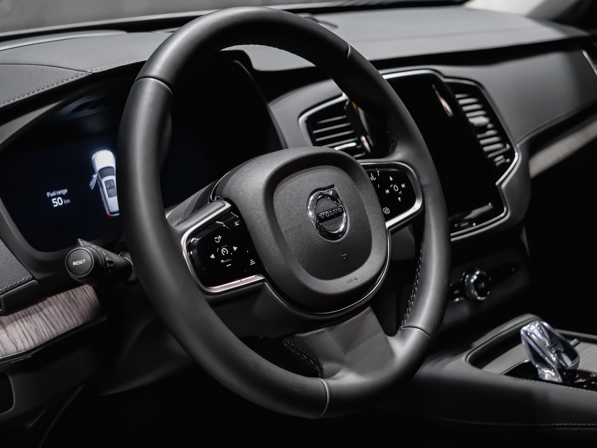 Volvo XC90 B6 ULTIMATE BRIGHT BOWERS & WILKINS 2024 SILVER DOWN Montréal - photo #7