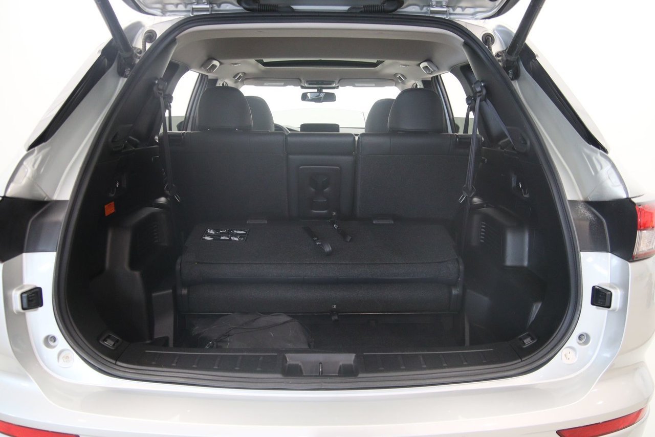 Mitsubishi Outlander PHEV NIV JA4T5VA95RZ626512 2024 Argent Baie-Comeau - photo #19