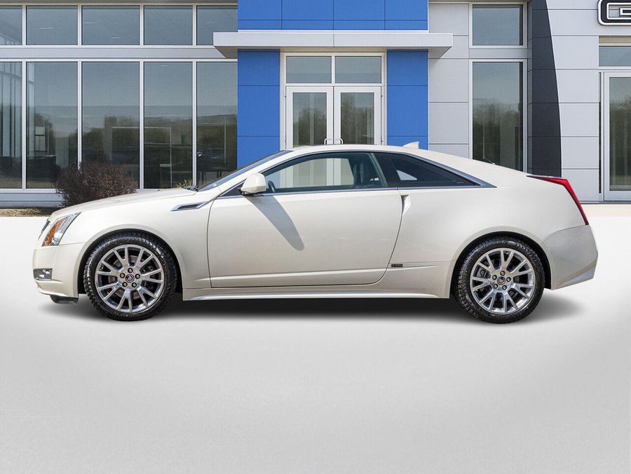 Cadillac Coupé CTS Coupé 2 portes, groupe de performance, à propulsion 2011 Blanc