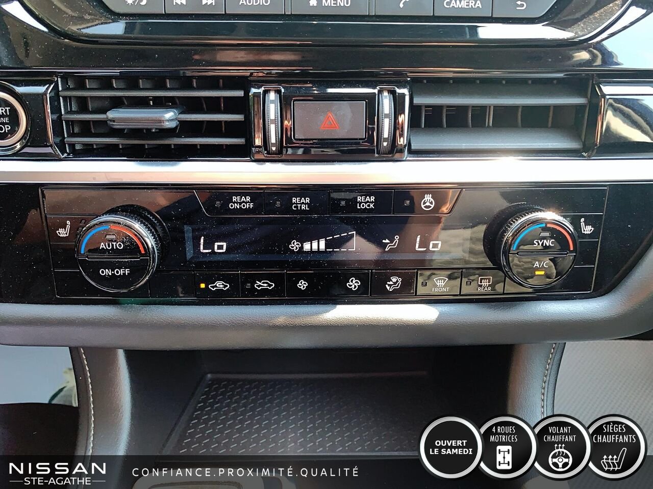 2024 Nissan Pathfinder Blue Saint-Jérôme - photo #22