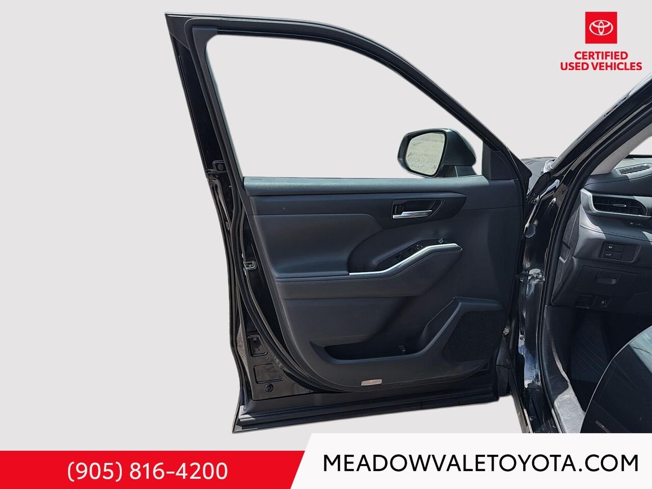 2020 Toyota Highlander New Tires, One Owner Black Mississauga - photo #7