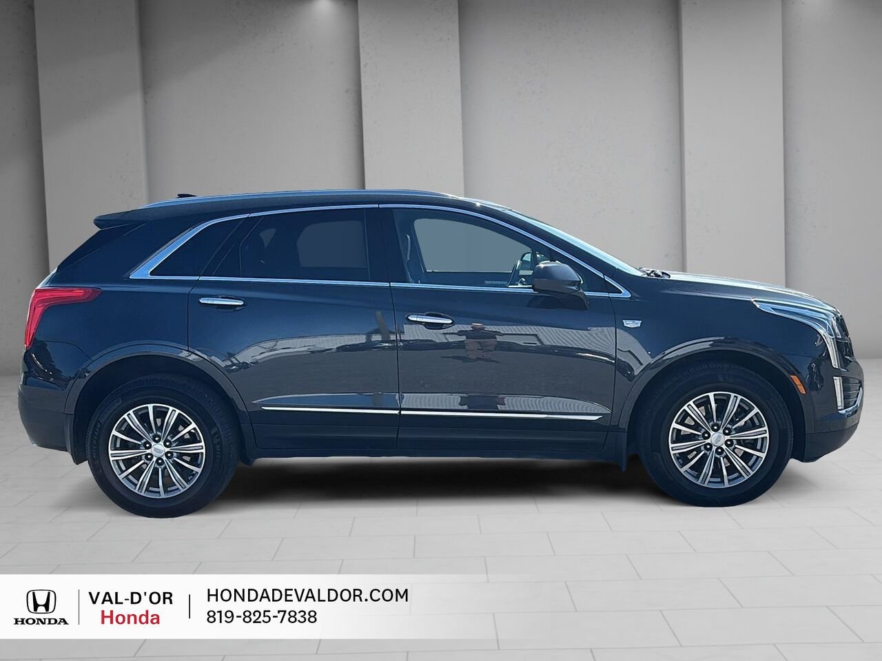 2019 Cadillac XT5 AWD LUXURY 3.6 V6 Grey Val-d'Or - photo #4