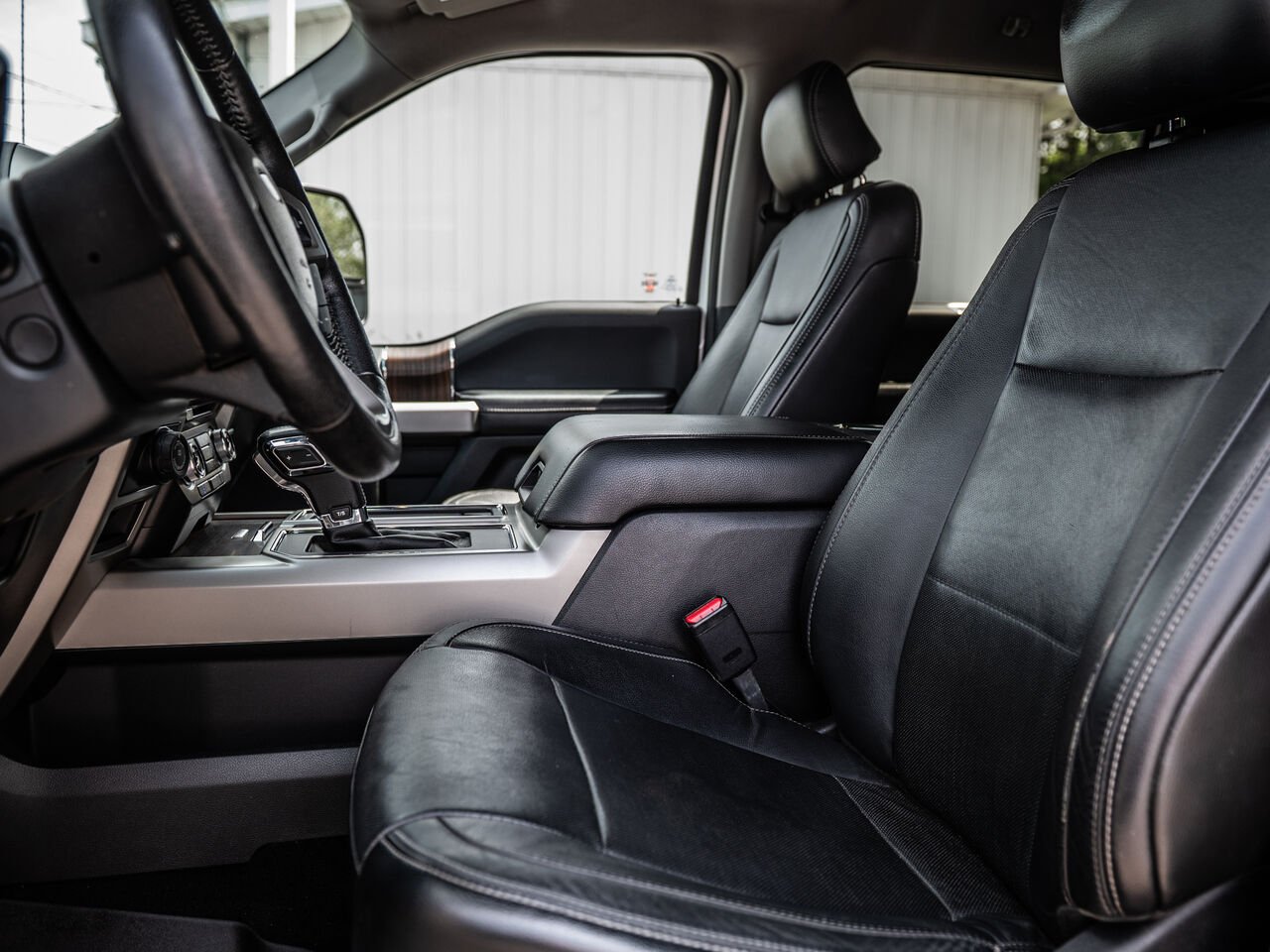 Ford F-150 2016 Blanc Sainte-Julienne - photo #10