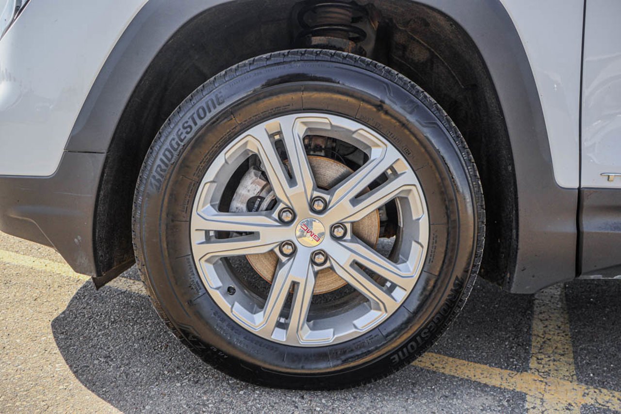 2024 GMC Terrain AWD 4dr SLE White Sherwood Park - photo #12