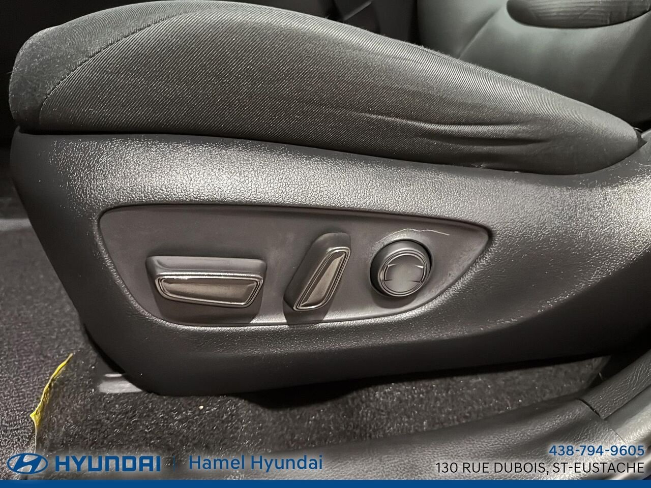 2019 Toyota RAV4 Blue Saint-Eustache - photo #20