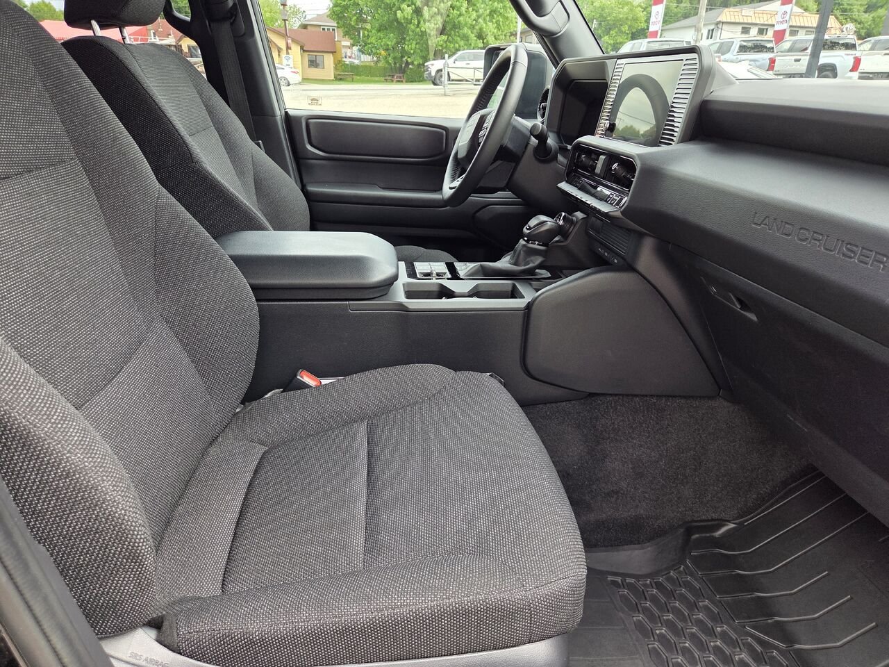 2025 Toyota LAND CRUISER Black Rouyn-Noranda - photo #12