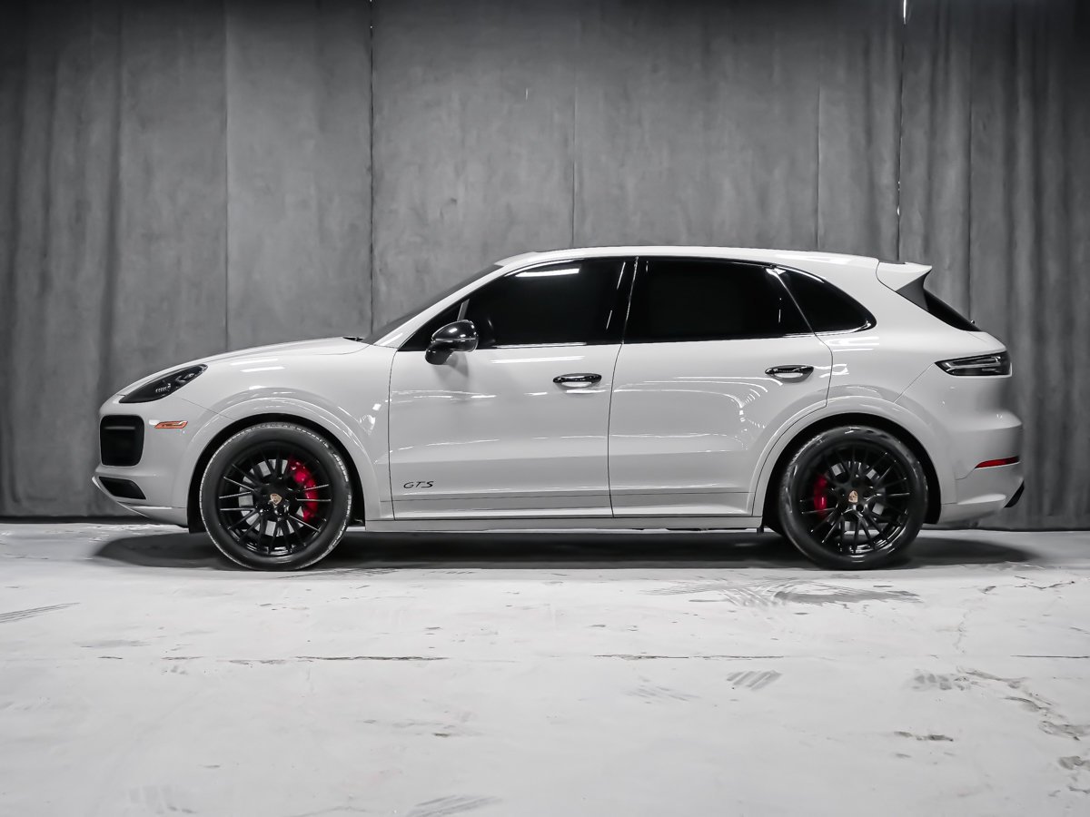 Porsche Cayenne GTS 2021 Gris Montréal - photo #2