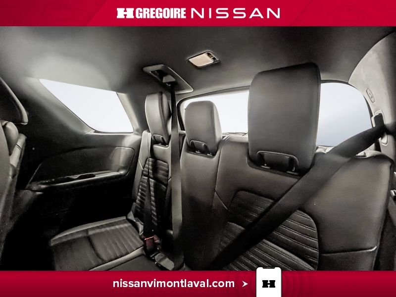 Nissan Pathfinder 2025 Blanc Laval - photo #17