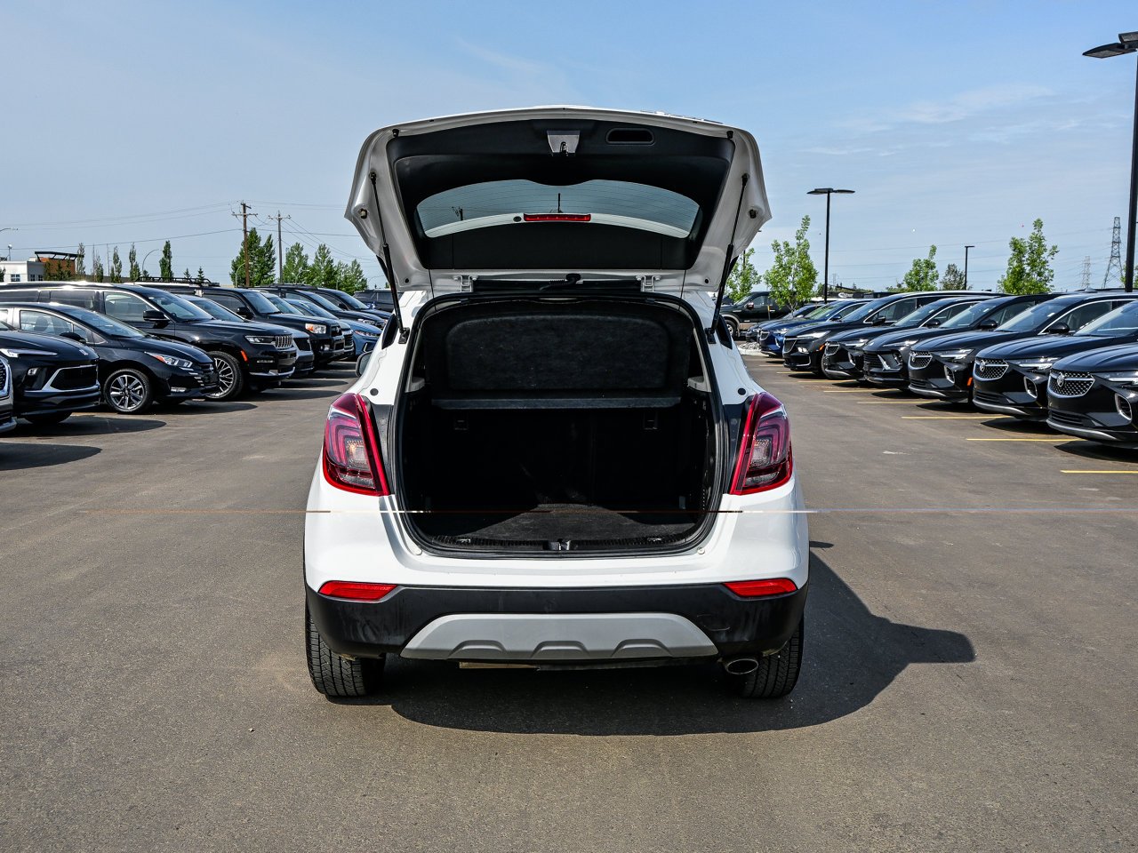 2020 Buick Encore AWD 4dr Preferred White Sherwood Park - photo #13