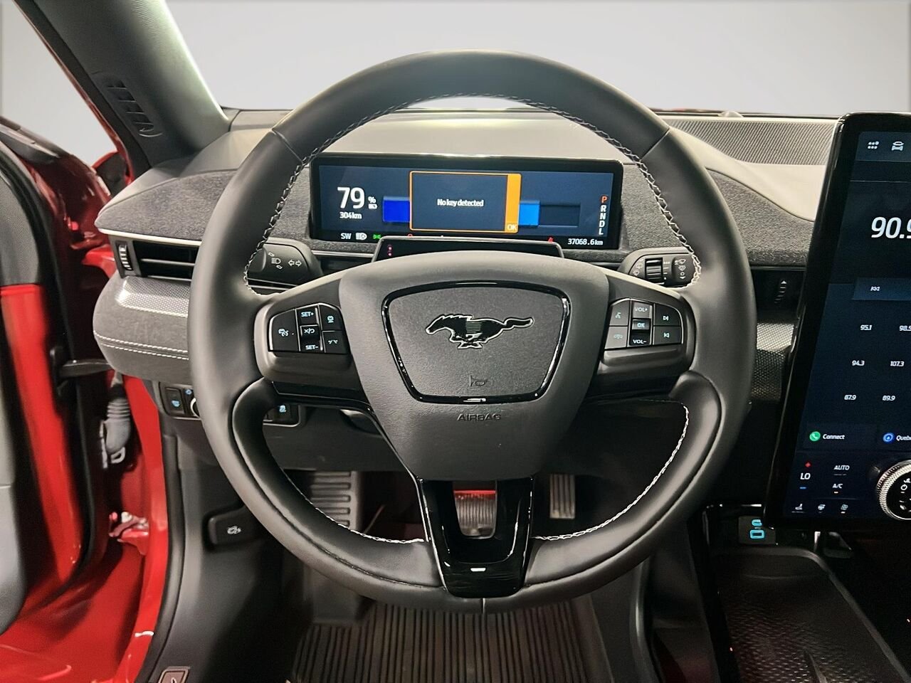 2023 Ford Mustang Mach-E Québec - photo #11