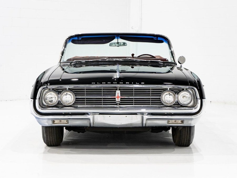 1962 Oldsmobile Starfire 1962 Black