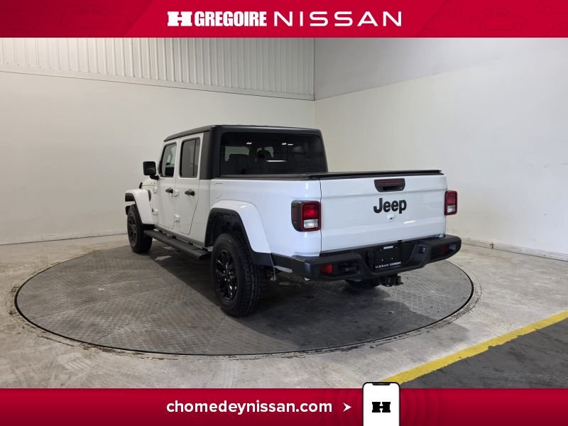 Jeep Gladiator 2022 Blanc Laval - photo #5