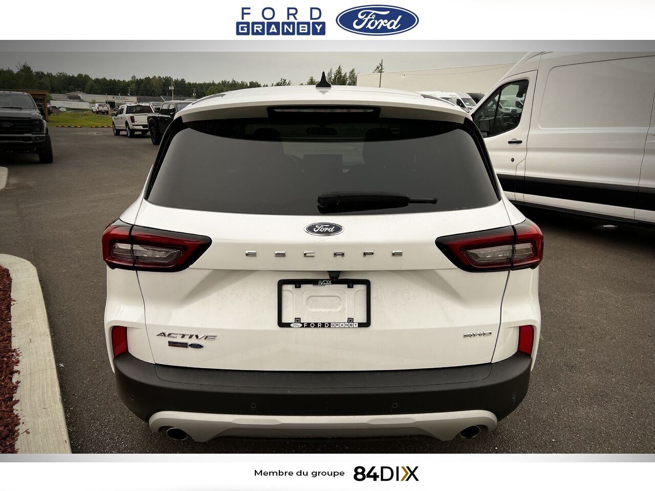 2025 Ford Escape White Granby - photo #3