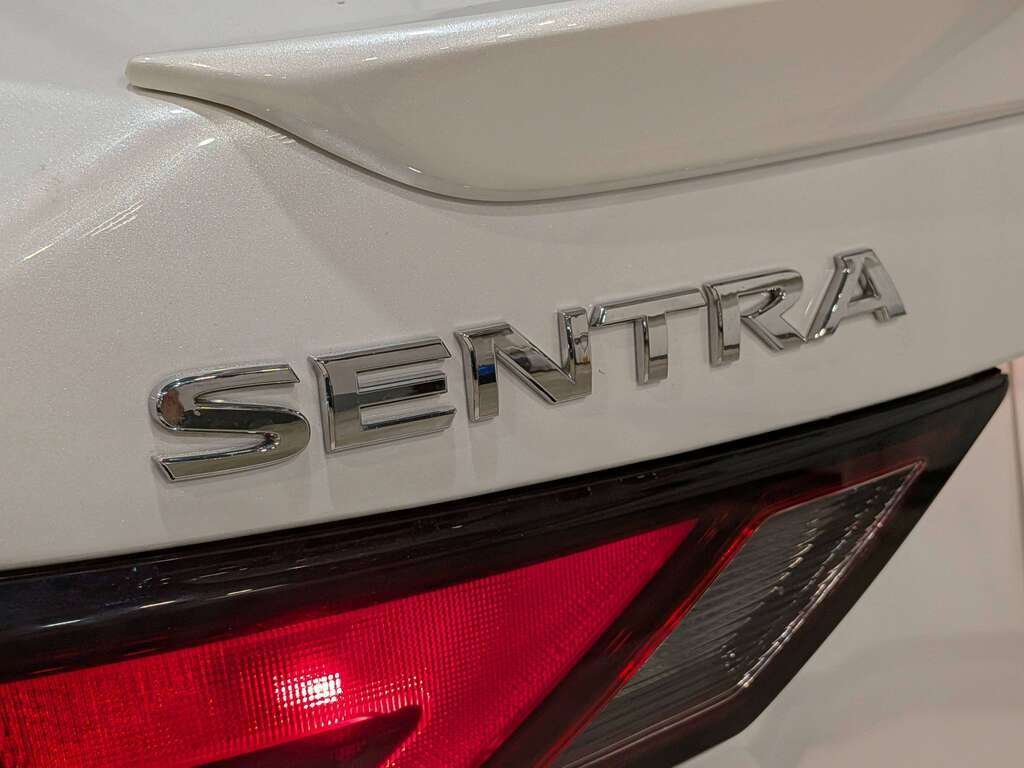 2024 Nissan Sentra SR Manual White Val-David - photo #34