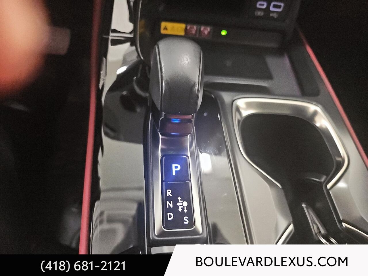 Lexus NX 19404A 2024 Argent Québec - photo #17