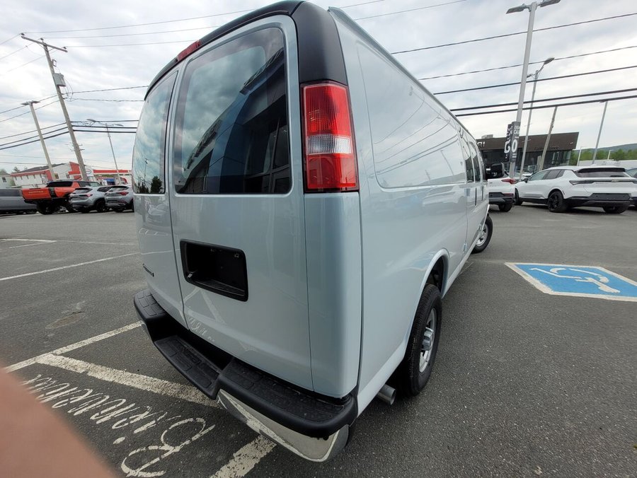 Chevrolet Fourgonnette Express utilitaire 2025 2025 Blanc sommet