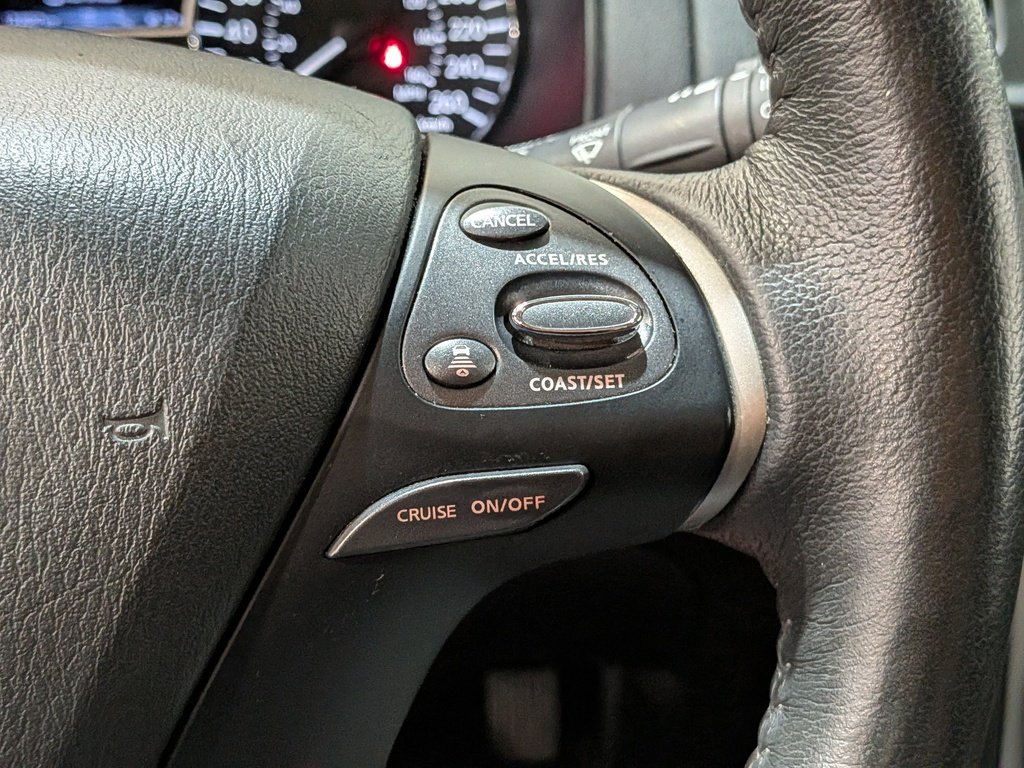 Nissan Pathfinder 4x4 SV Tech 2020 Gris Val-David - photo #16