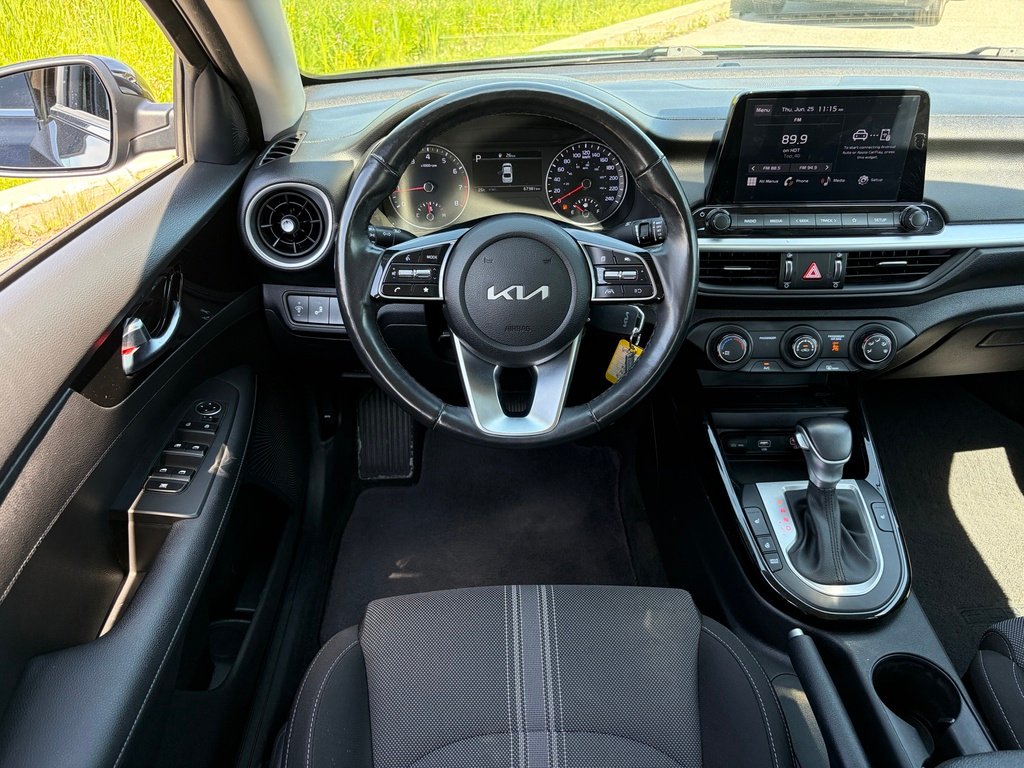 Kia Forte 2022 Noir Gatineau - photo #13