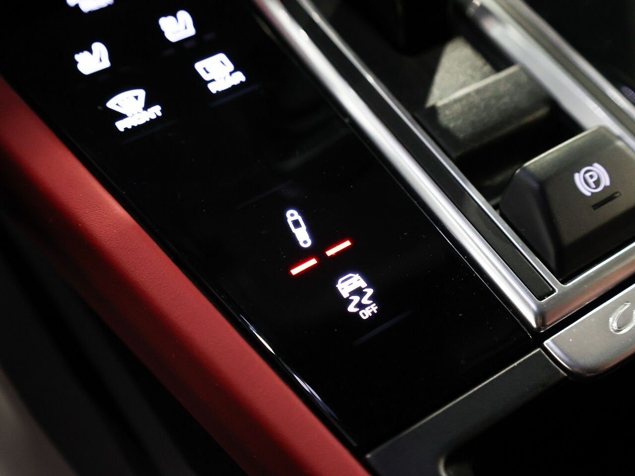 2022 Porsche Cayenne Grey Saint-Eustache - photo #14