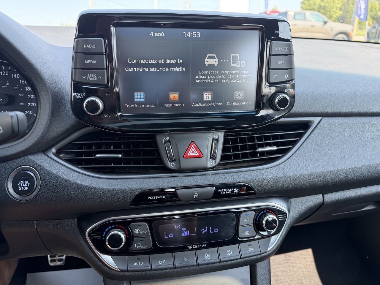 HYUNDAI ELANTRA 2019 Bleu Montmagny - photo #8