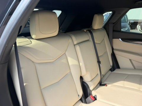 2018 Cadillac XT5 3.6L Black Laval - photo #13