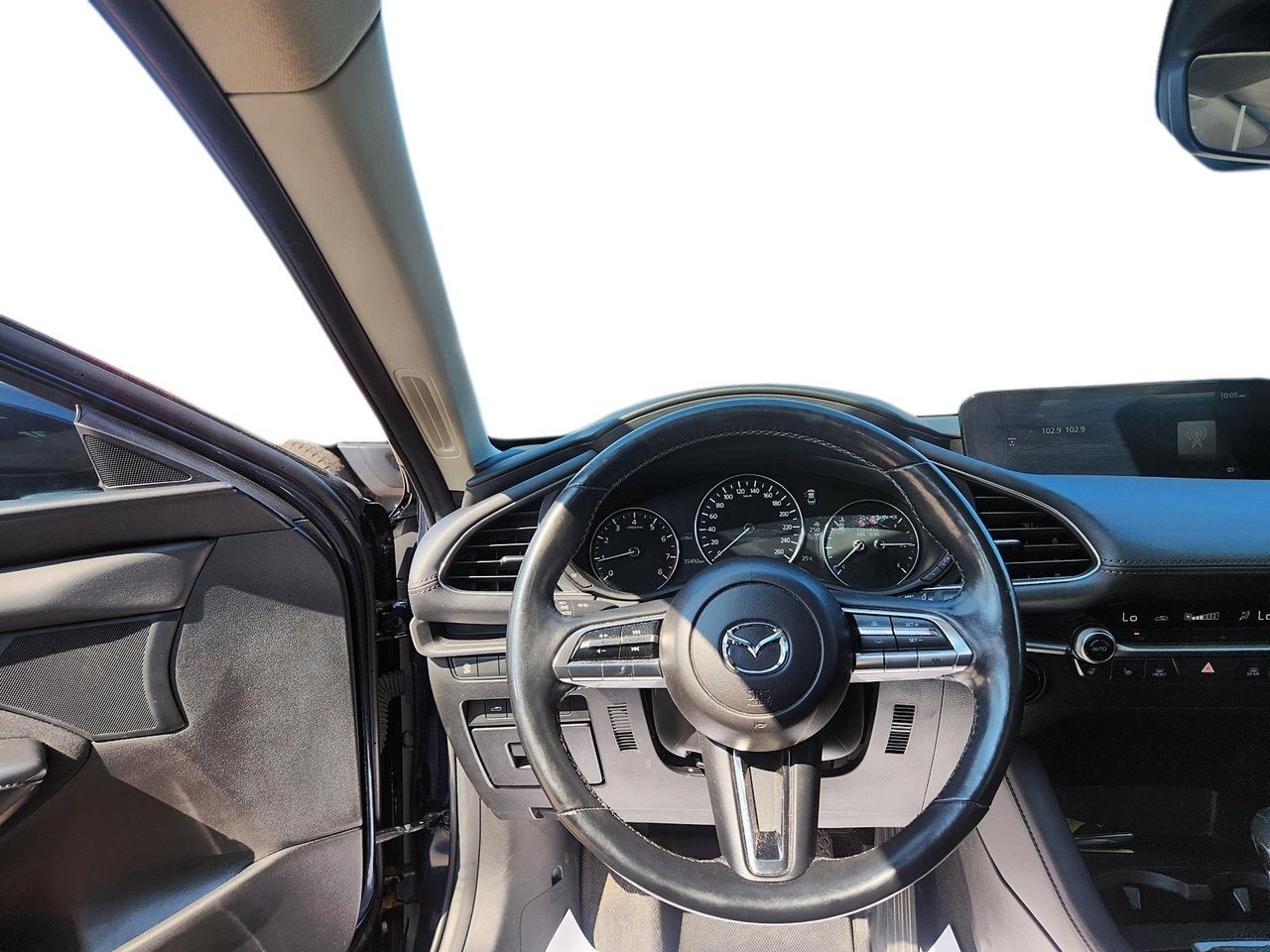 2023 Mazda Mazda3 VIN 3MZBPBCM5PM354020 Blue Baie-Comeau - photo #12