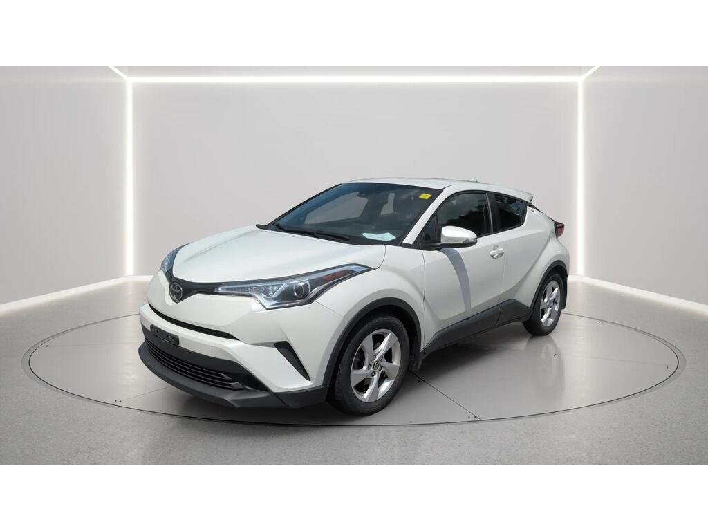 Toyota C-HR 2018 Blanc Gatineau - photo #0