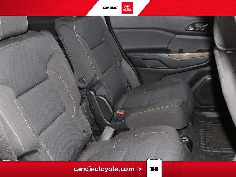 GMC Acadia 2023 Noir Laval - photo #35