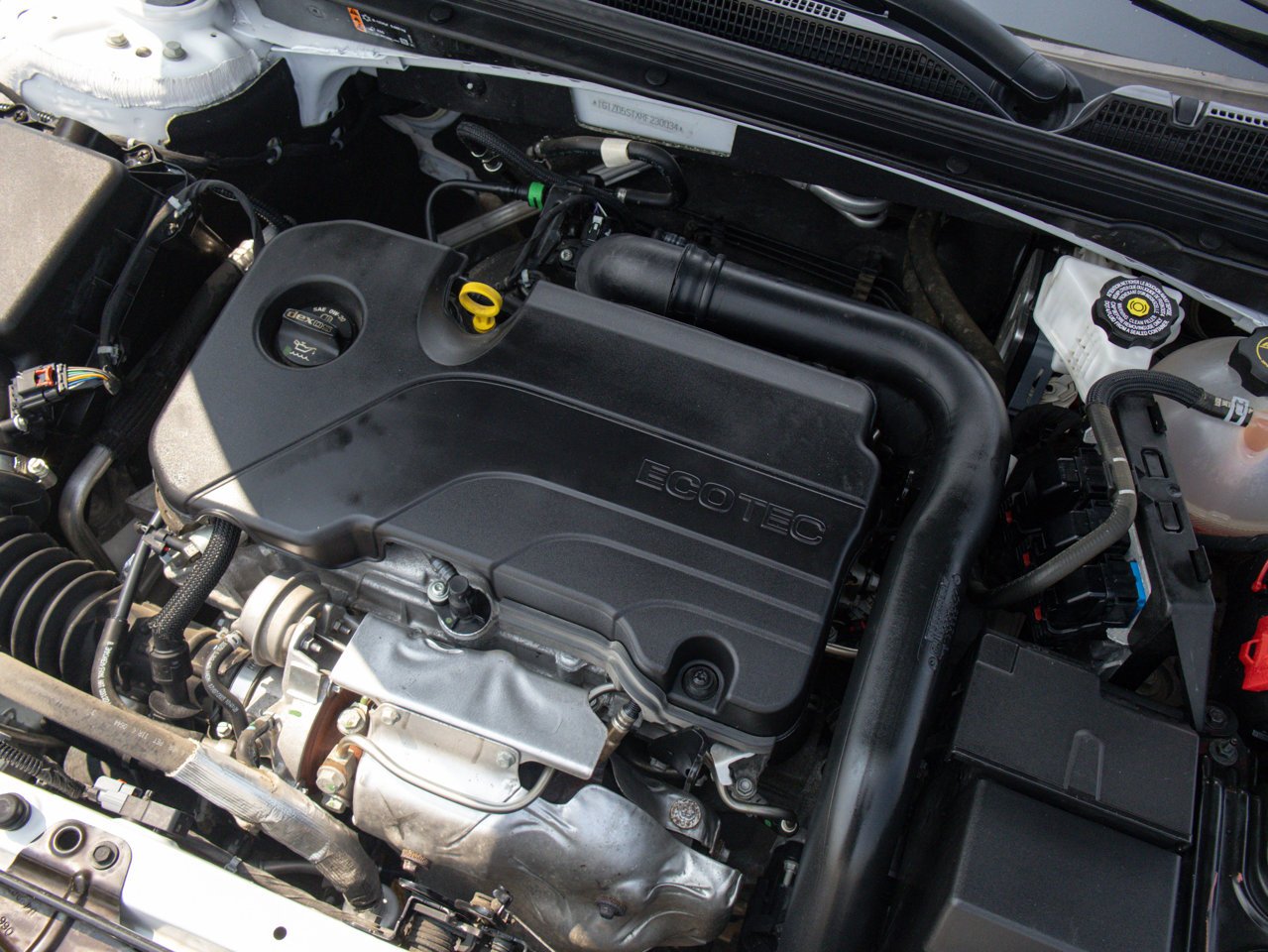 2024 Chevrolet Malibu 4dr Sdn 1LT White Sherwood Park - photo #15