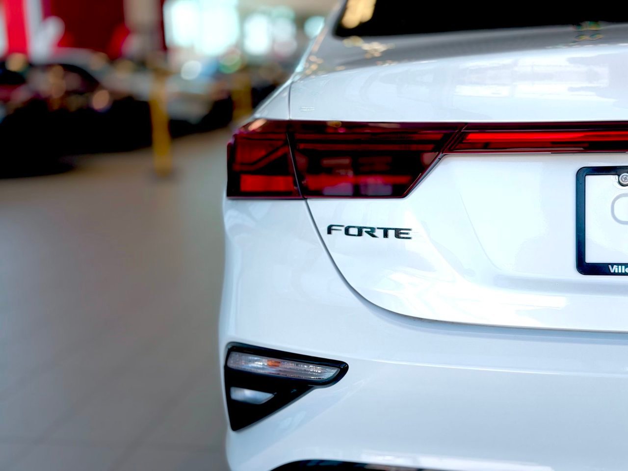 2020 Kia Forte White Notre-Dame-des-Prairies - photo #11