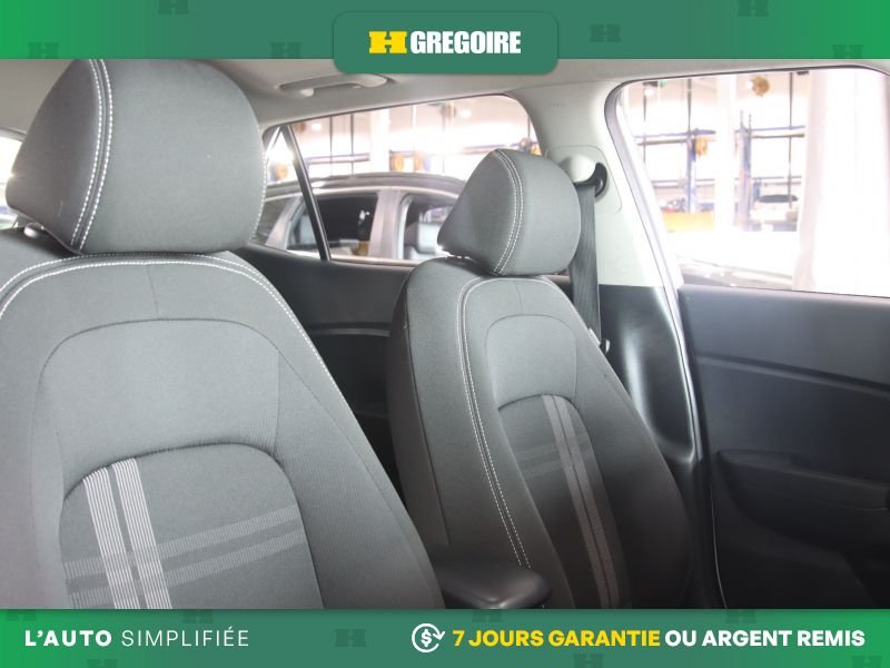Hyundai Venue 2021 Blanc Saint-Eustache - photo #26