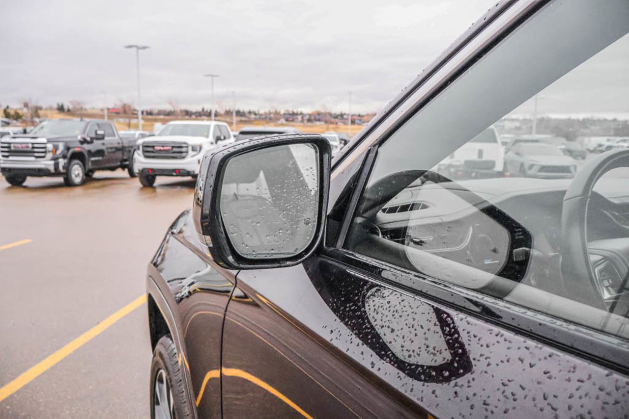 2022 Jeep Grand Cherokee L Overland 4x4 Ember Pearl Sherwood Park - photo #13