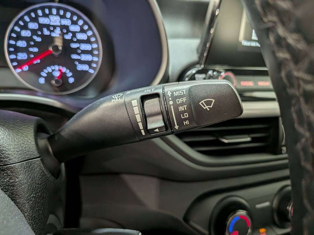 Kia Forte LX Manual 2019 Noir Val-David - photo #13
