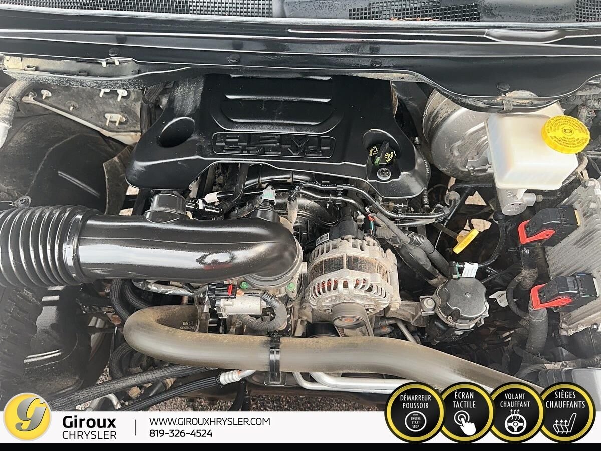 2019 RAM 1500 White Sainte-Agathe-des-Monts - photo #9